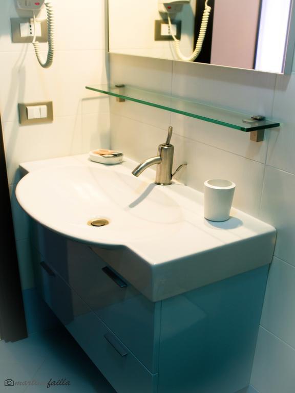 La Luna Nel Pozzo Bed & Breakfast Custonaci Room photo